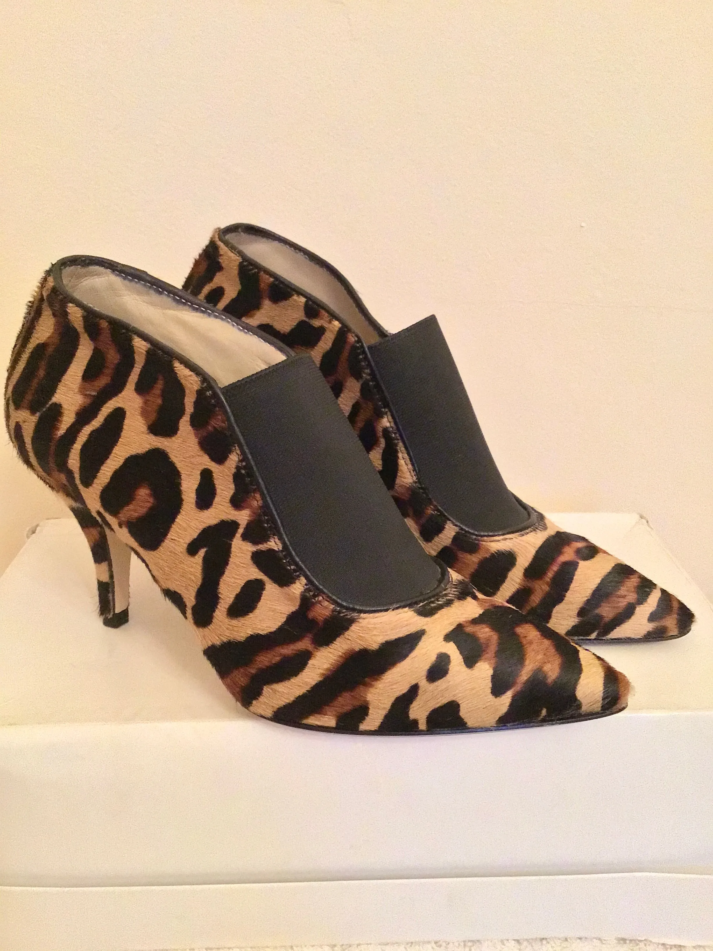 BRAND NEW HOBBS BLACK & BROWN LEOPARD PRINT PONYSKIN HEELED SHOE/ BOOTS SIZE 3.5/36