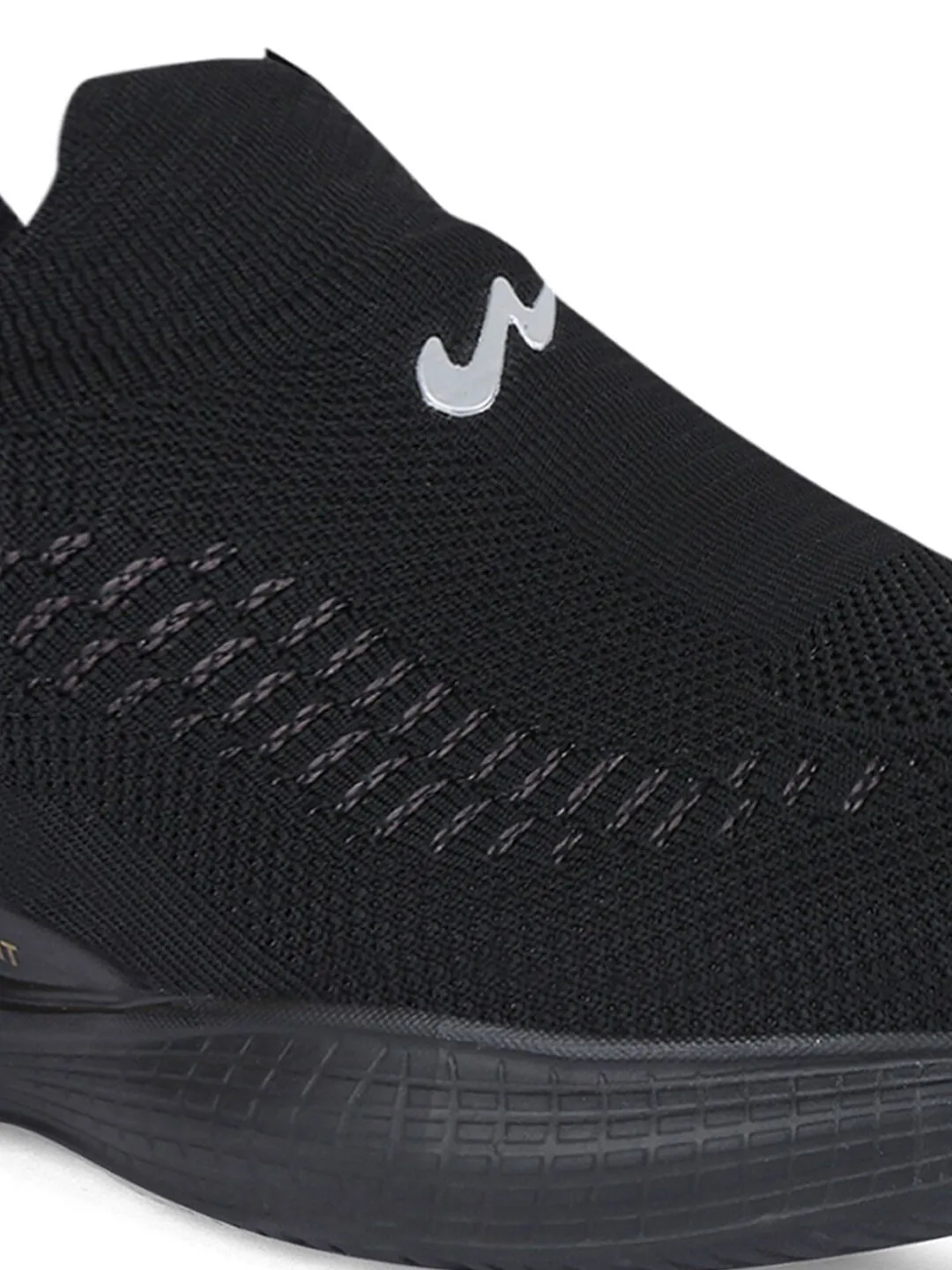 Campus Men Black Mesh Walking Shoes