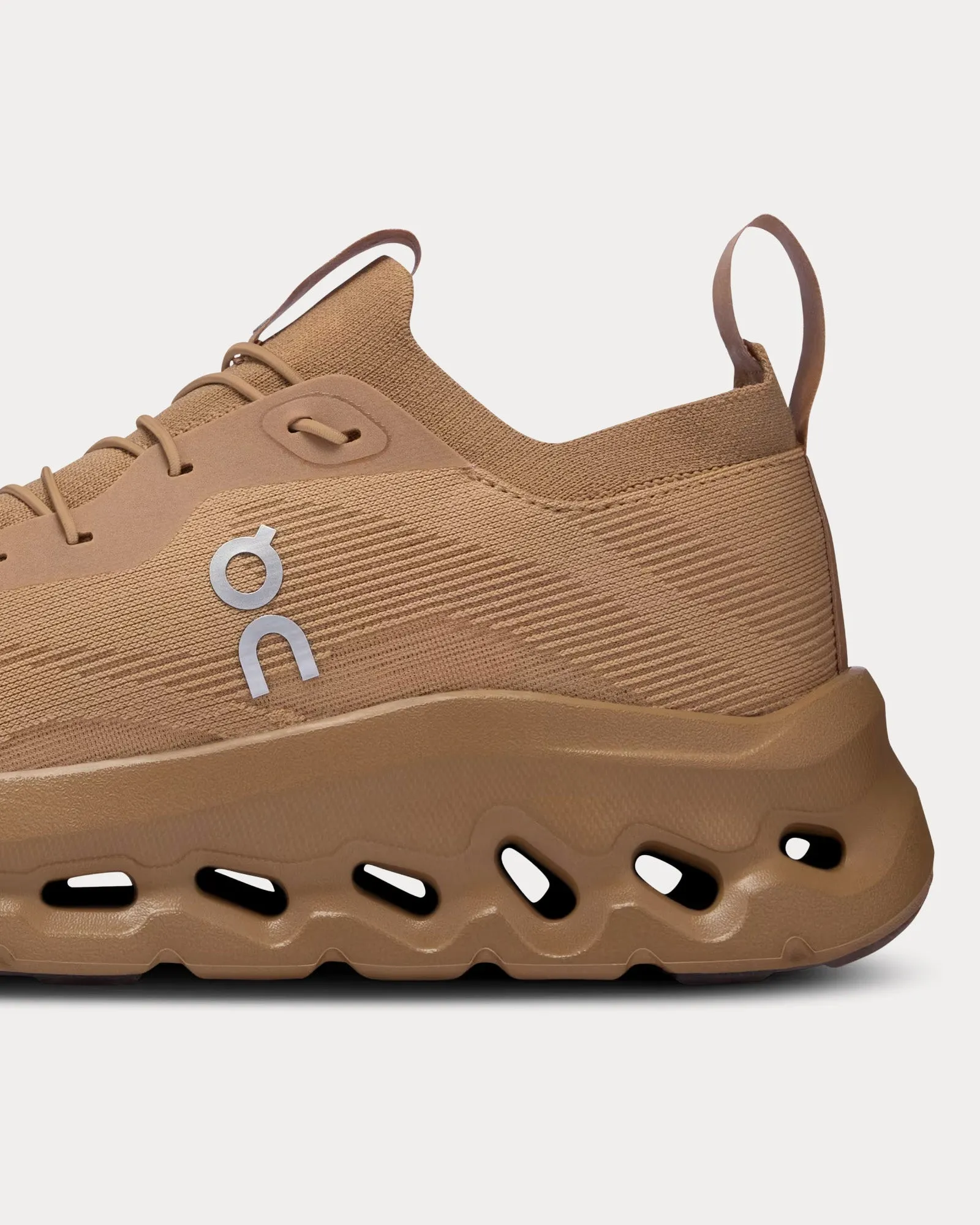 Cloudtilt Dark Sand Running Shoes