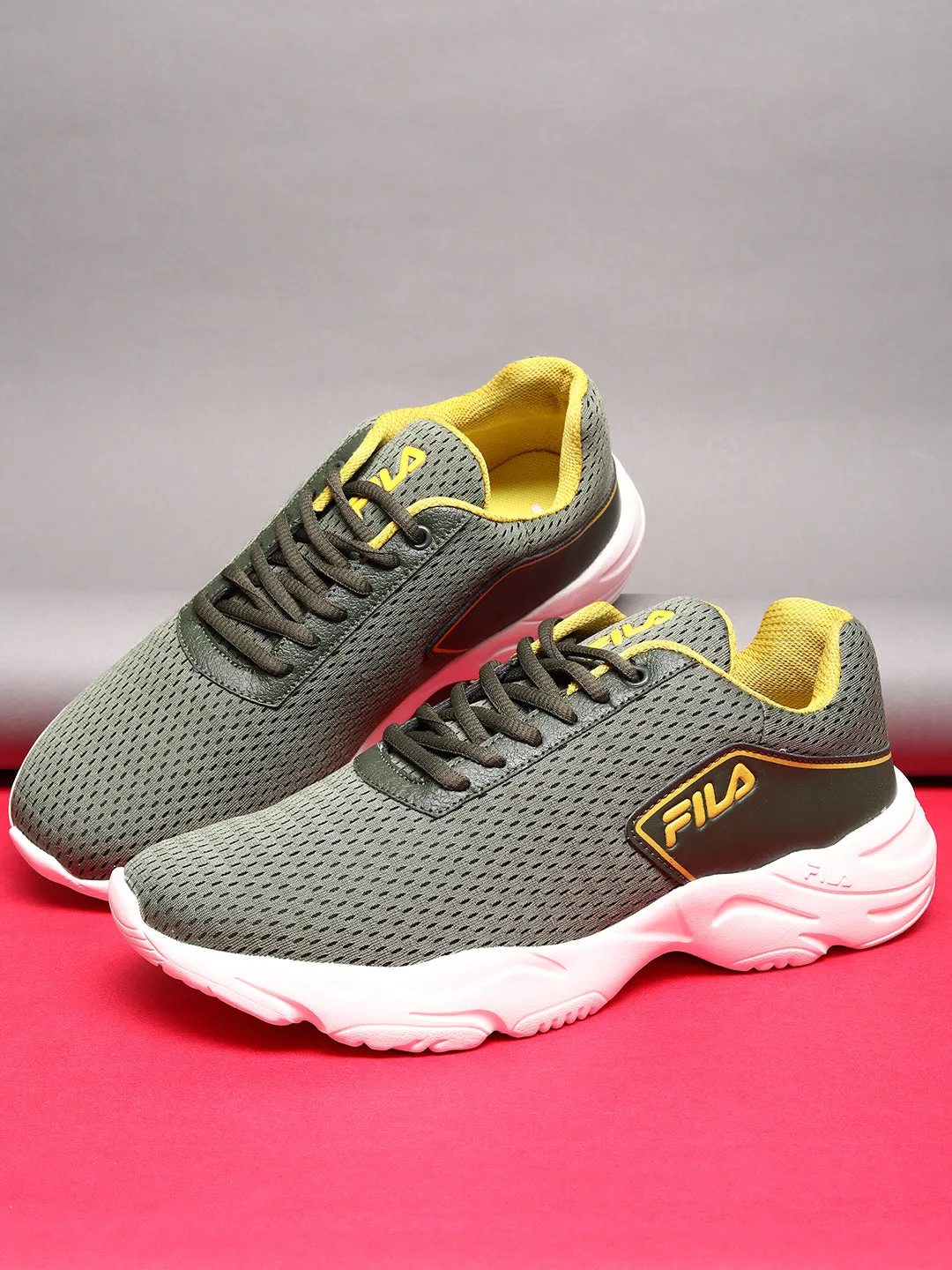 Fila Peacoat Banner Men's Running Shoes