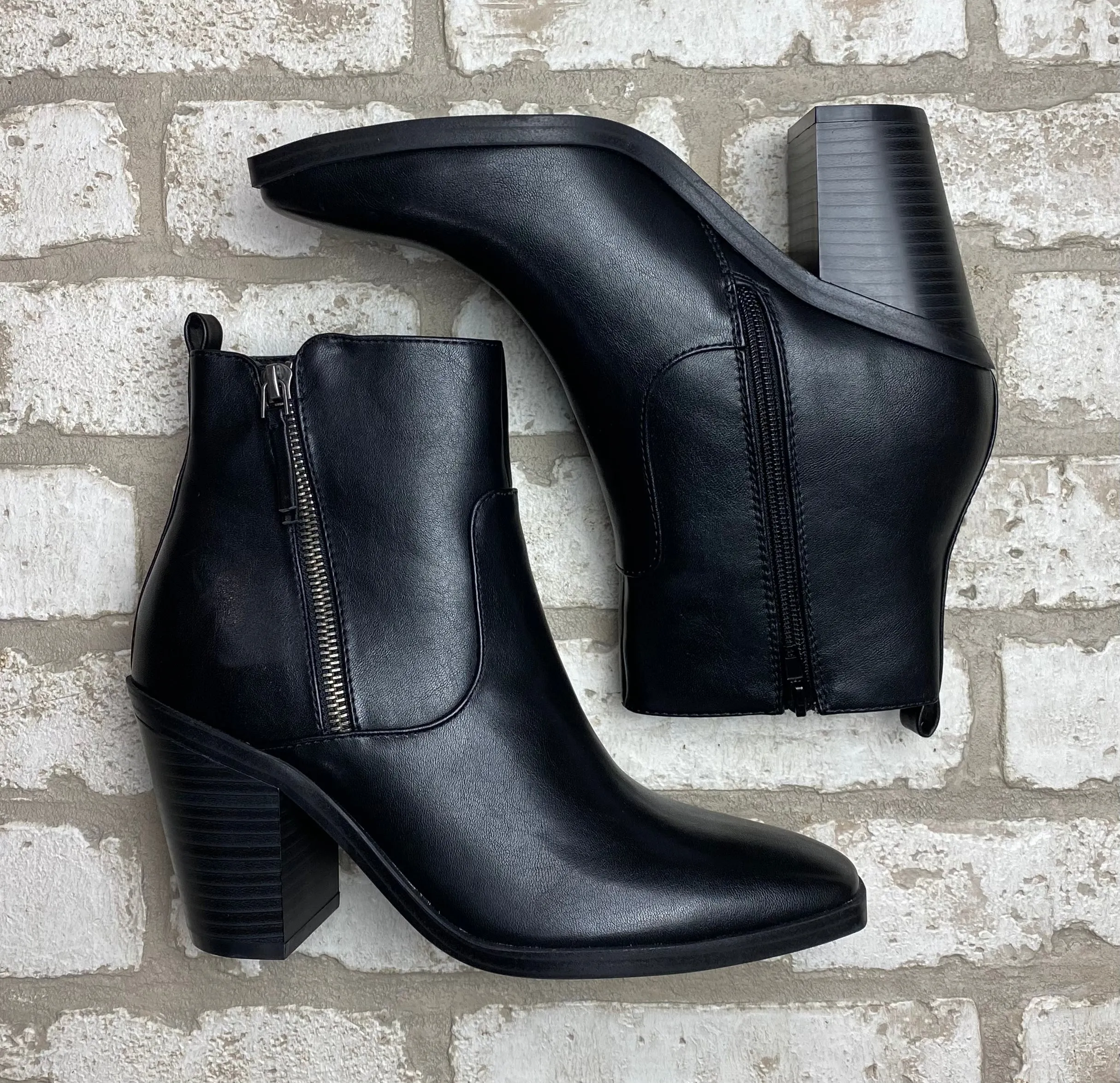 Indigo Road Boots NEW!- (Size 7.5)