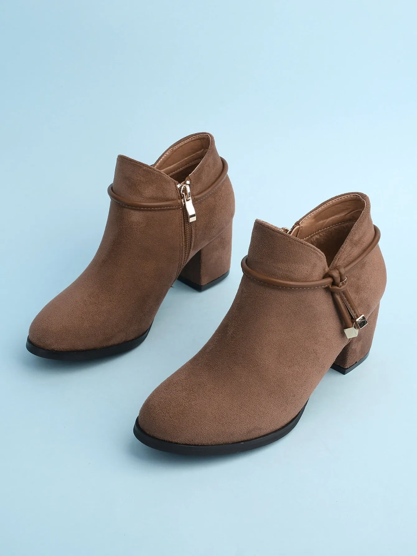 Knot Detail Side Zip Chunky Heeled Booties