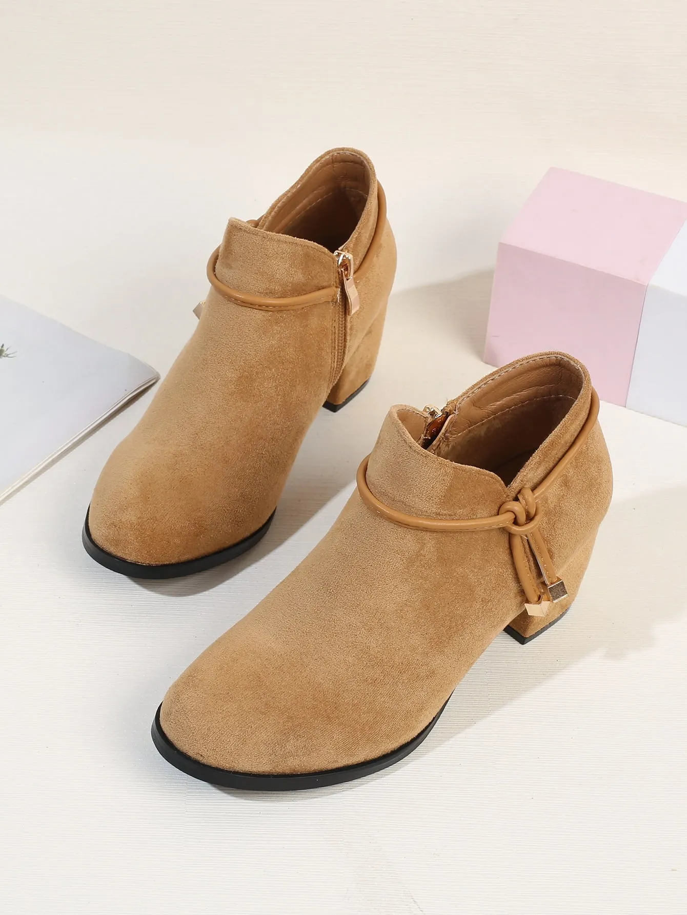 Knot Detail Side Zip Chunky Heeled Booties