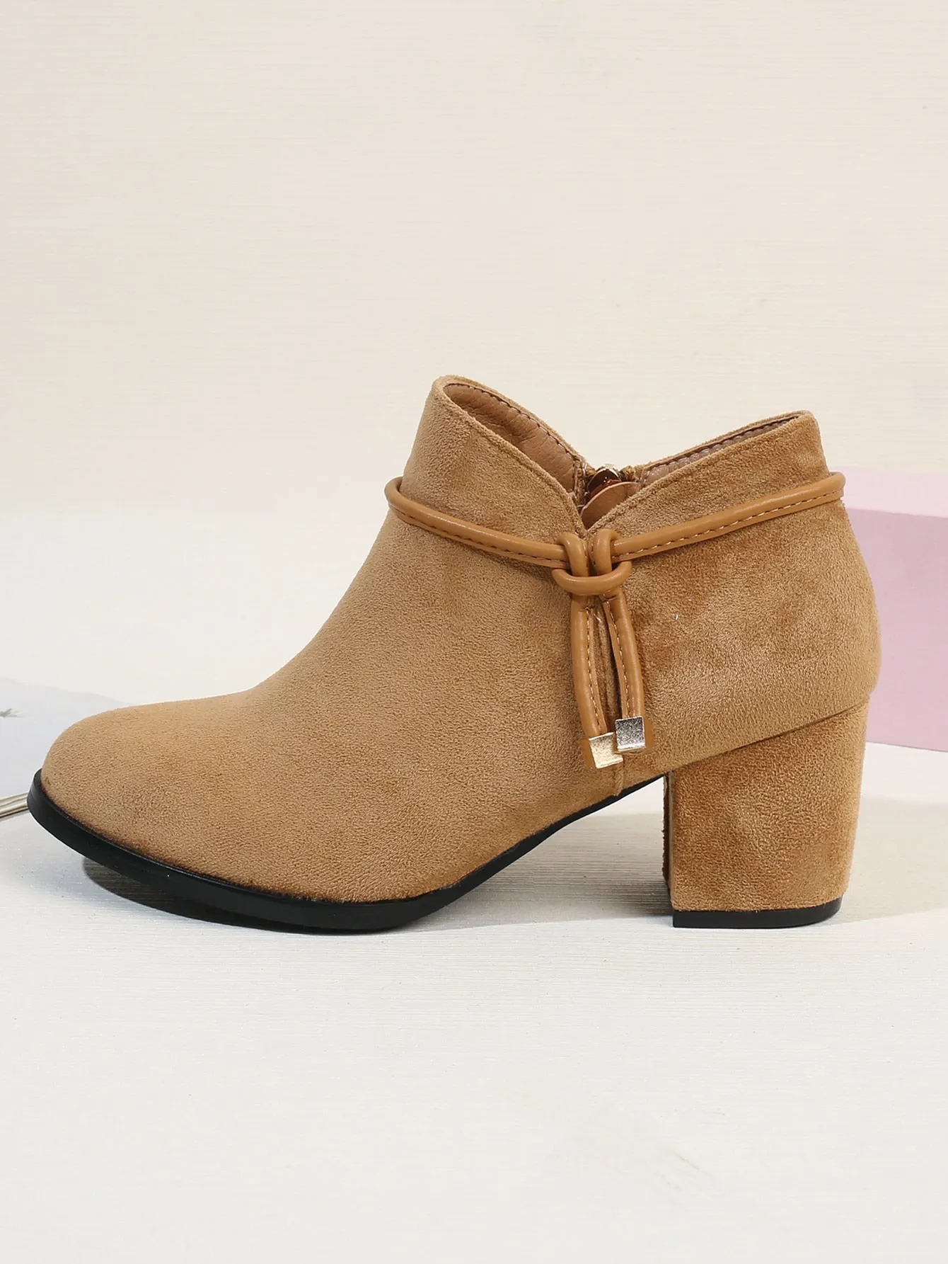 Knot Detail Side Zip Chunky Heeled Booties