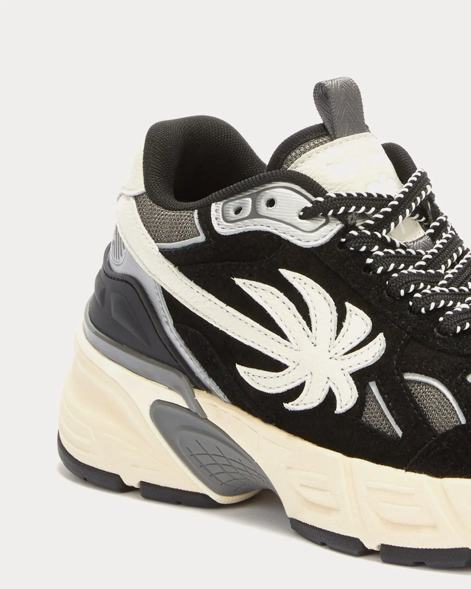 PA 4 Black / Grey Low Top Sneakers