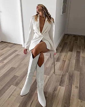 Sophisticated White Pointed Toe Cowgirl Boots