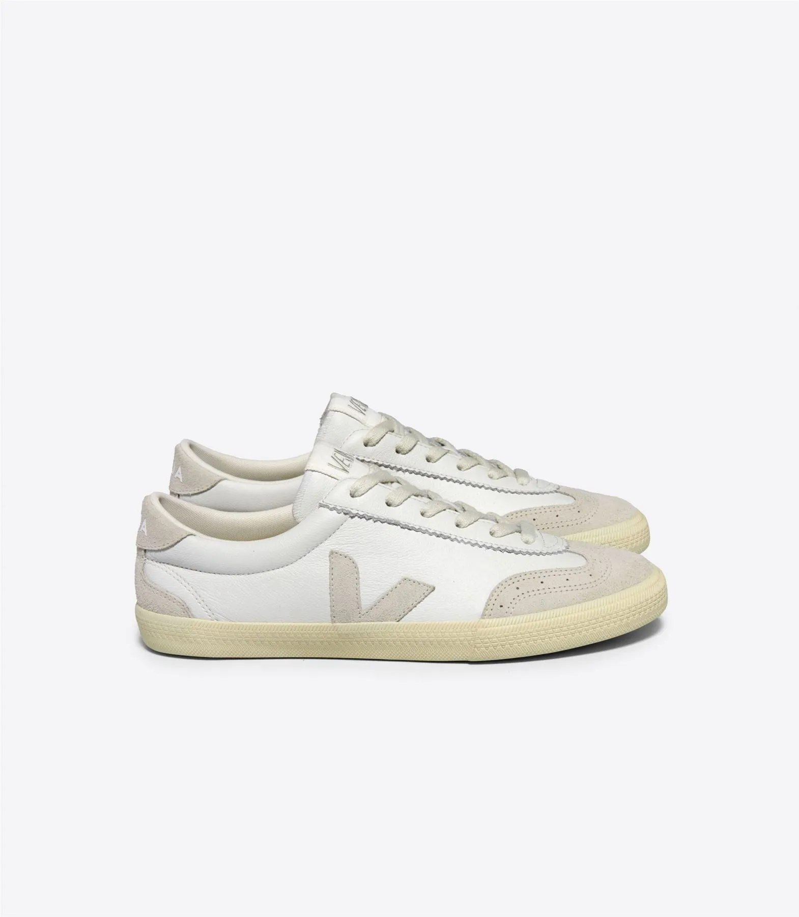 Veja Volley Leather Women's White Trainers